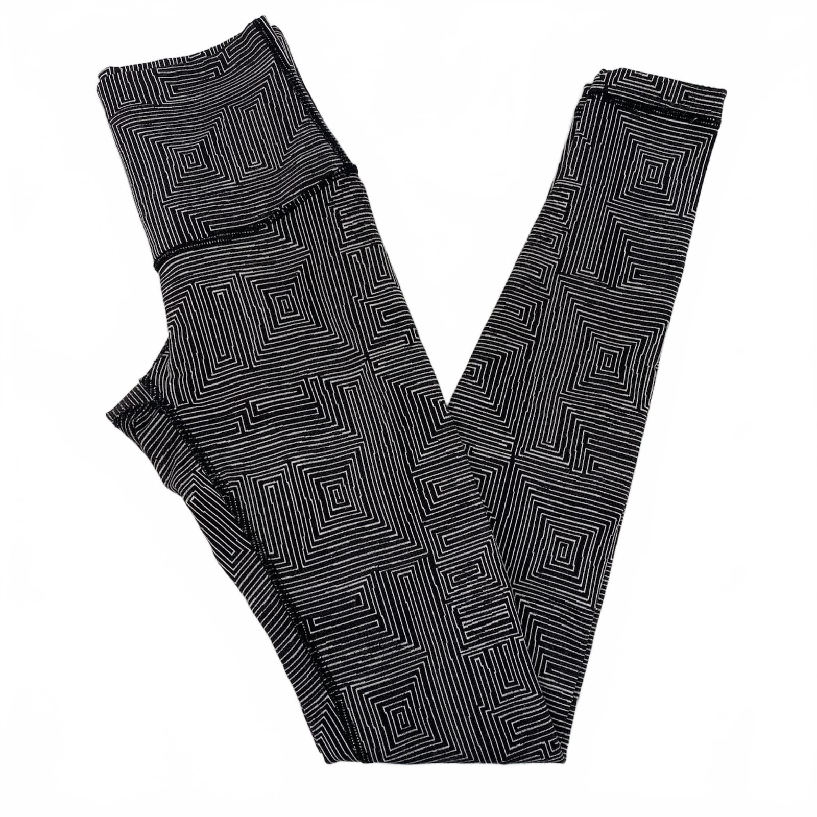 lululemon Black White Geometric Print Leggings