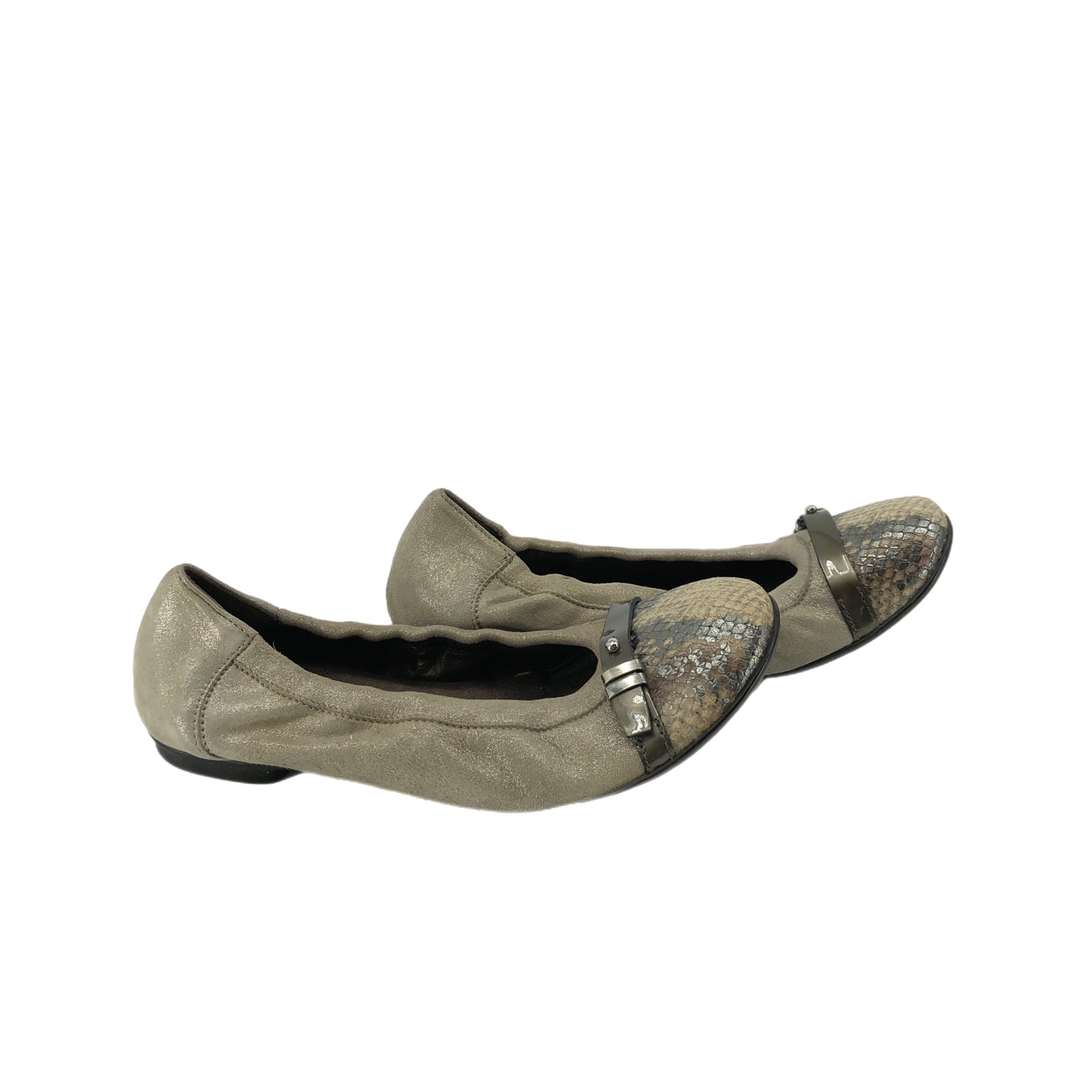 Agl Cream Leather Flats & Loafers