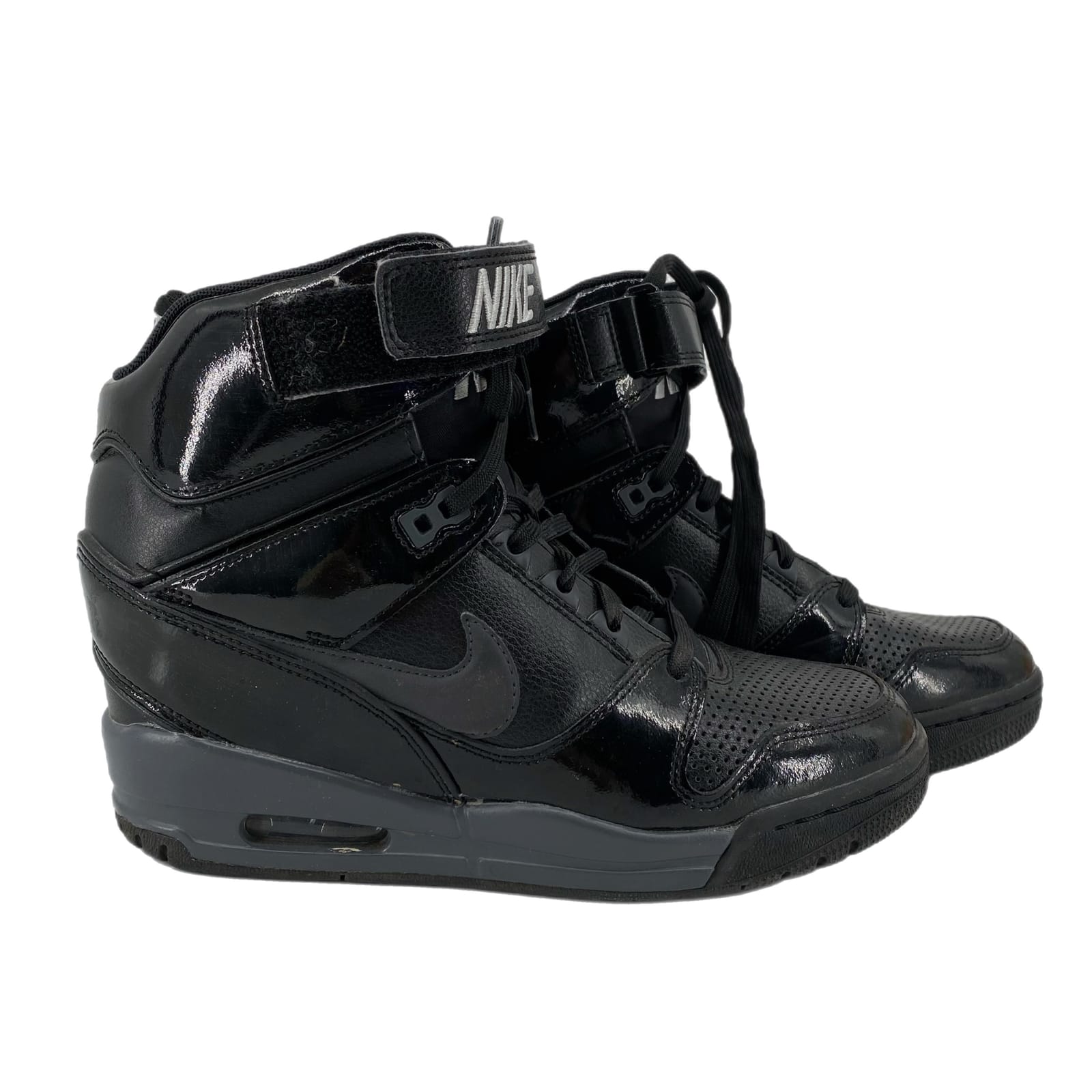 Nike Air Black Leather Classic Athletic Sneakers