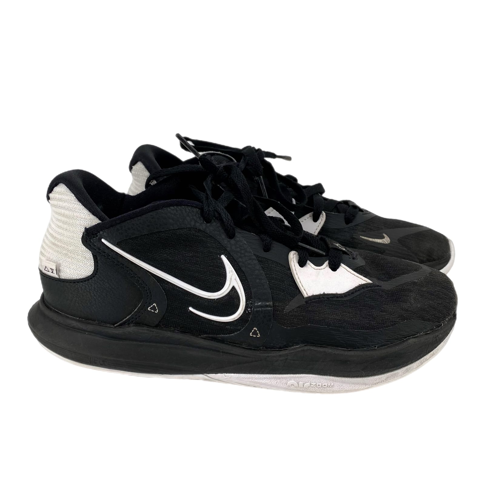 Nike Black/White Kyrie Basketball Shoes