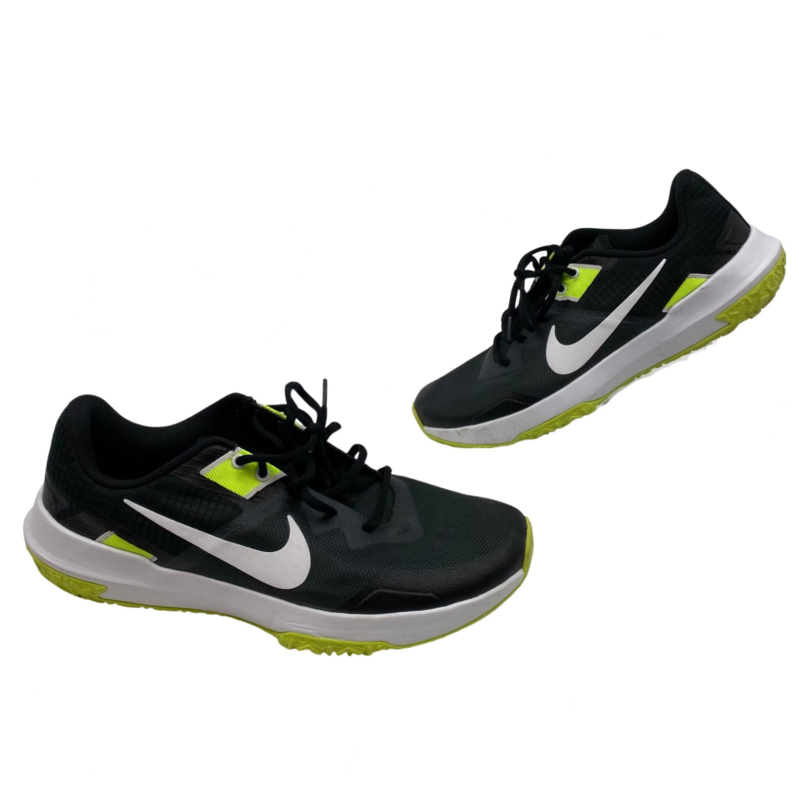 Nike Black Synthetic Compete TR3 Sneakers