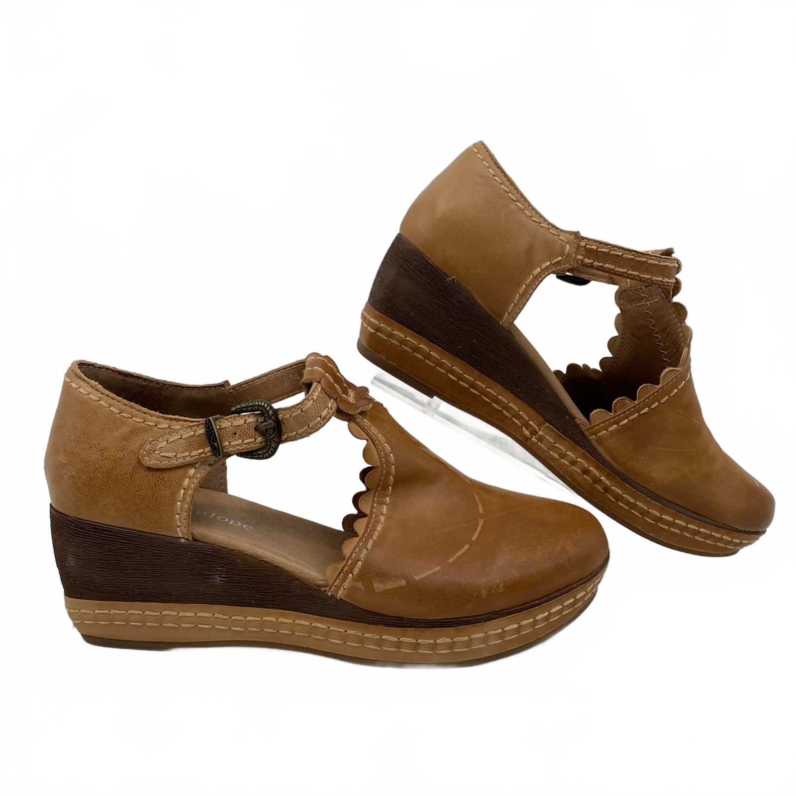 Antelope Brown Leather Scalloped Edge Wedges