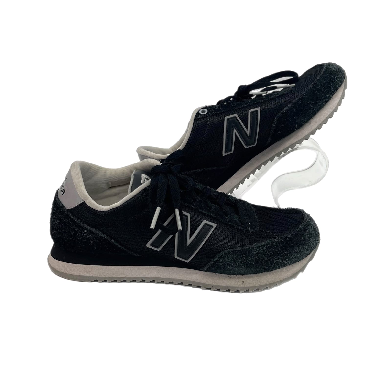 New Balance Black Lace Up Athletic Shoes