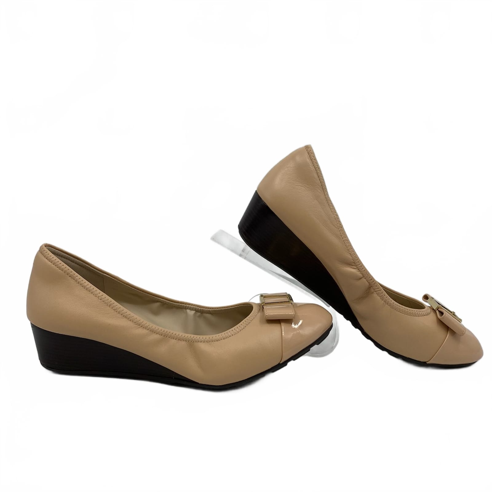 Cole Haan Peach Tan Bow Cap Toe Wedges