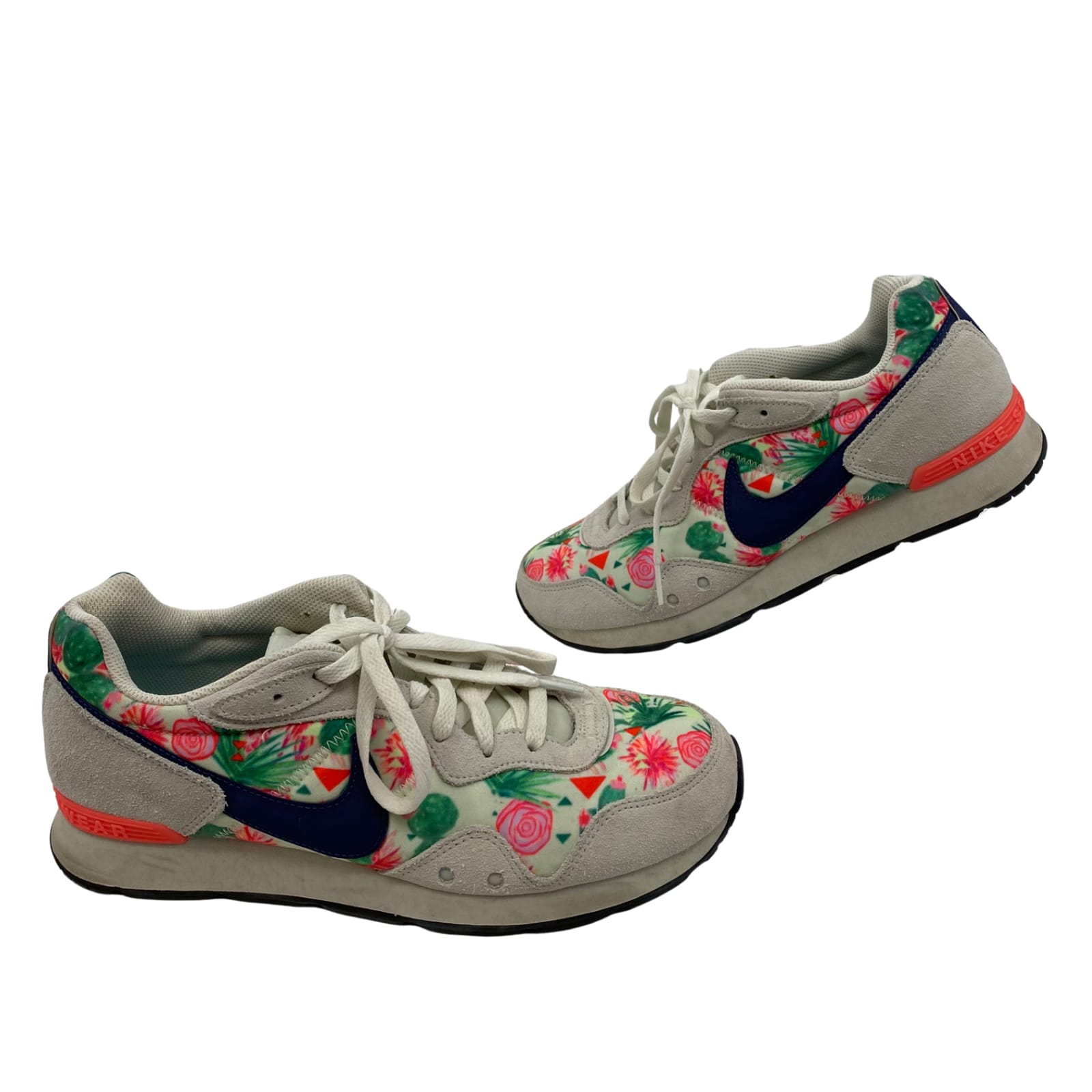 Nike Gray & Green Athletic Sneakers