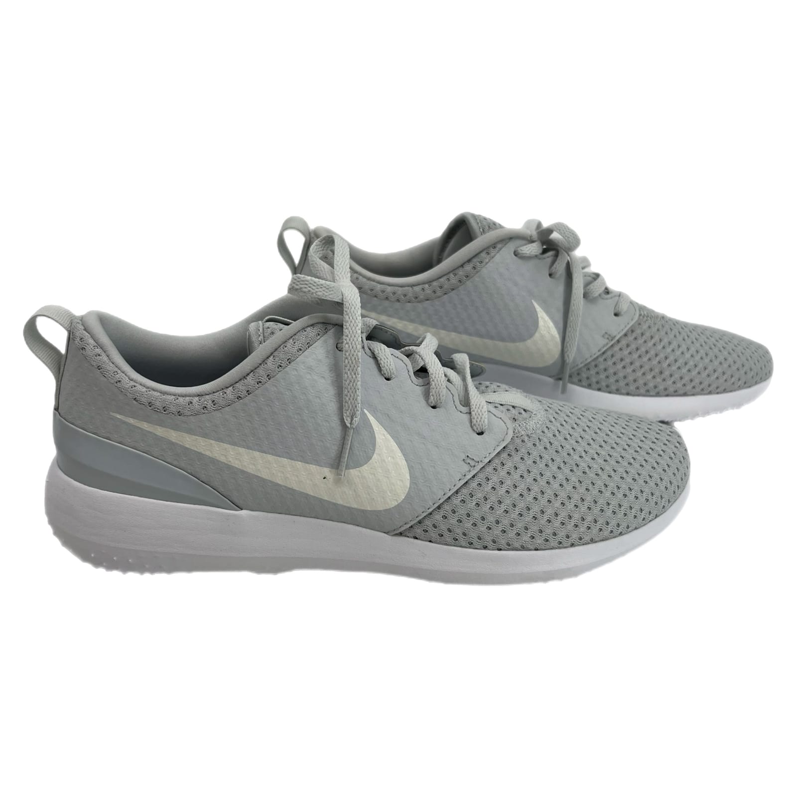 Nike Gray Solid Lace Up Athletic Shoes