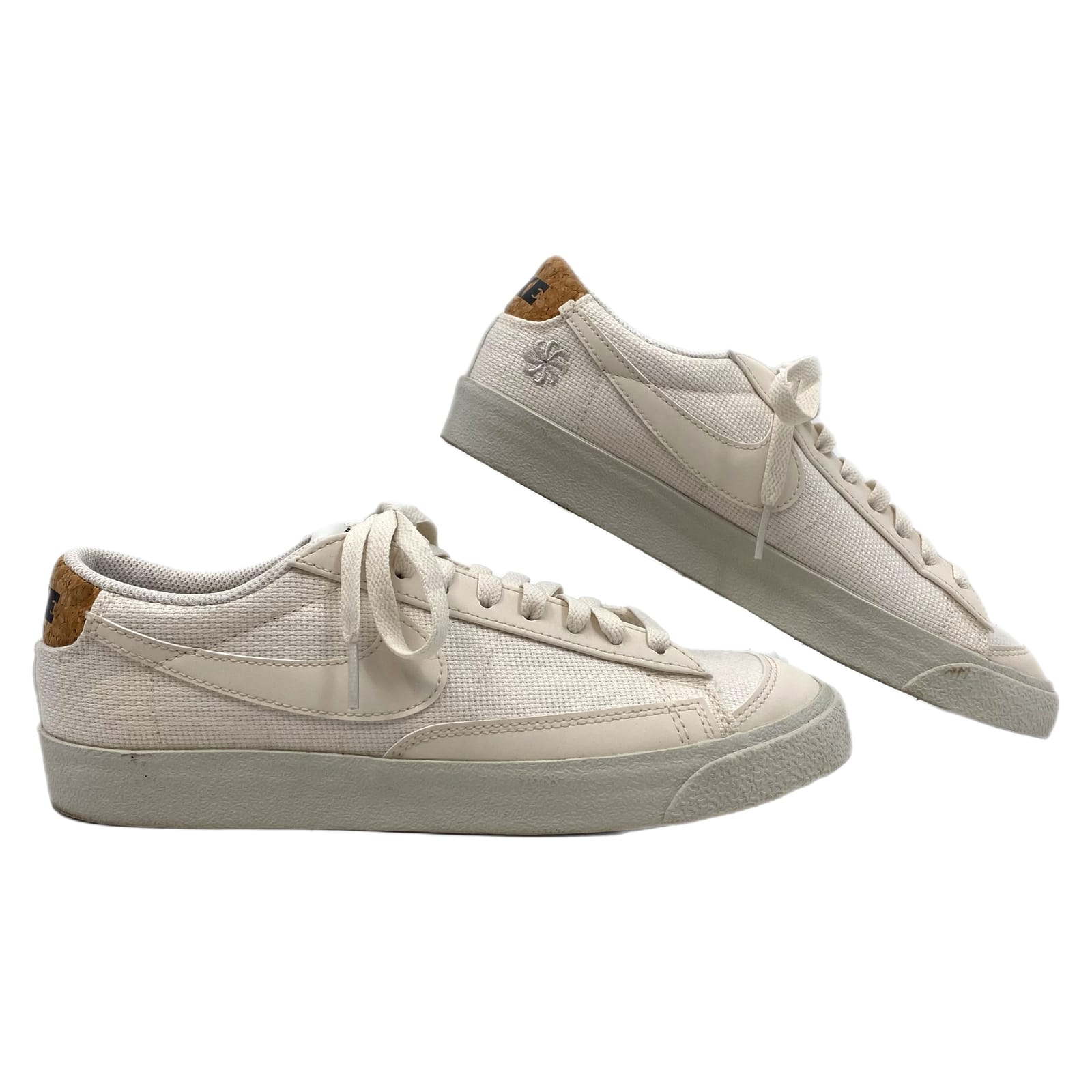 Nike Cream Canvas Blazer Low ‘77 Sneakers
