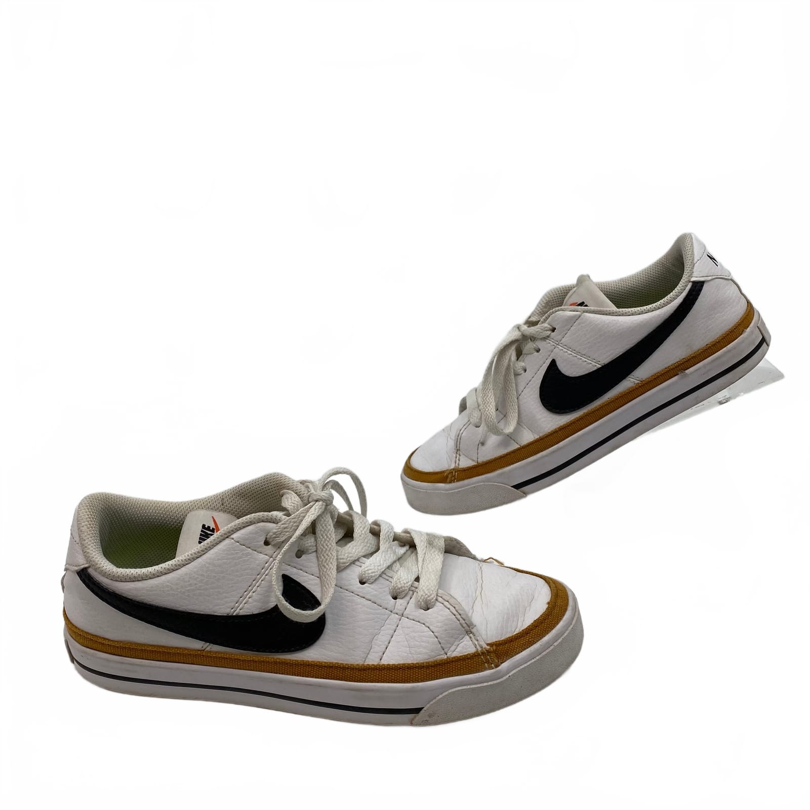 Nike White/Black Blazer Sneakers